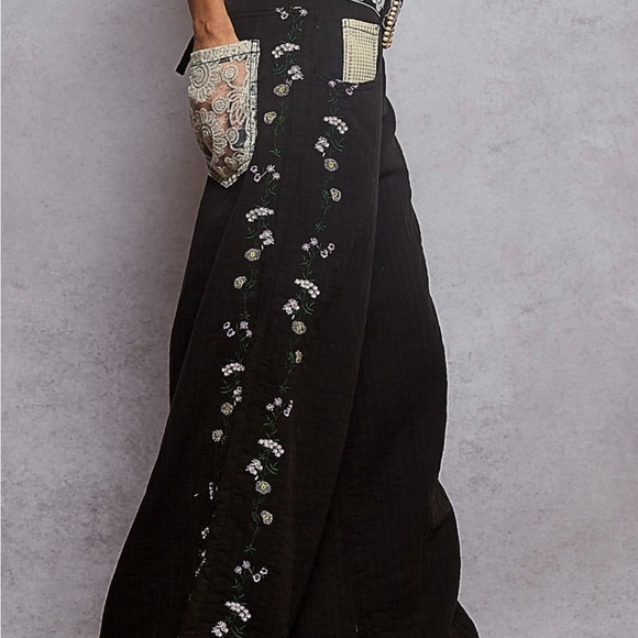 POL Floral Black Embroidered Wide Leg Pants - Picture 2 of 3